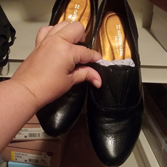 Naturalizer 9M black leather slip on flats. Lecture style - Picture 3 of 6
